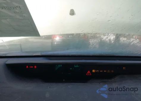 2008 Toyota Prius z USA, uszkodzony, nr VIN JTDKB20U687743153